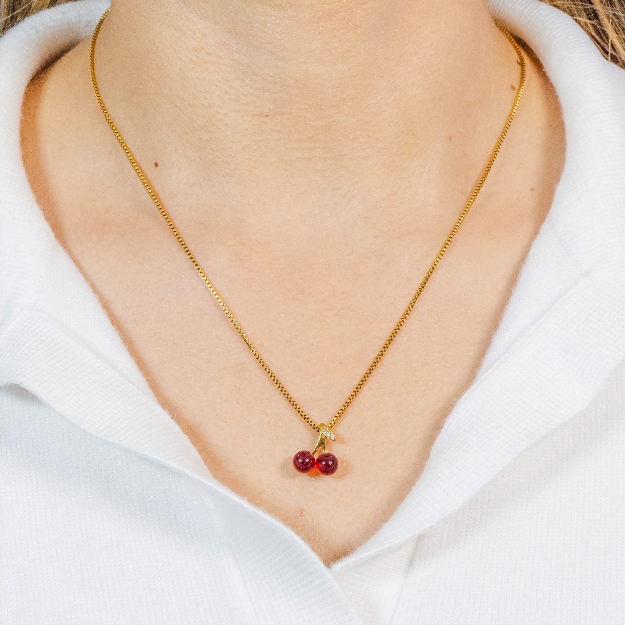 Cadena Box + Dije Cherry Roja - Mujer